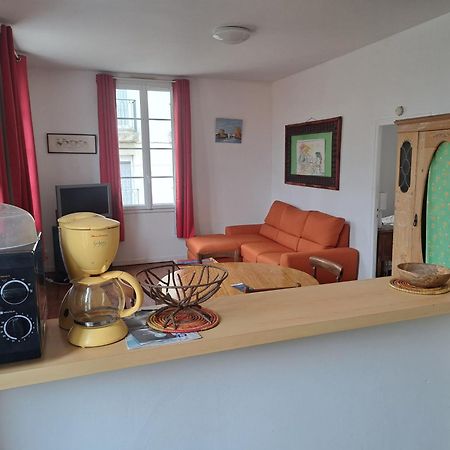 Loft Vue Imprenable Sur Le Vieux Saintes Apartment Екстериор снимка